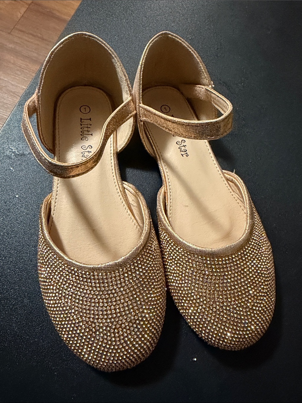 Chinese Laundry Kids Gold Glitter Strap Flats